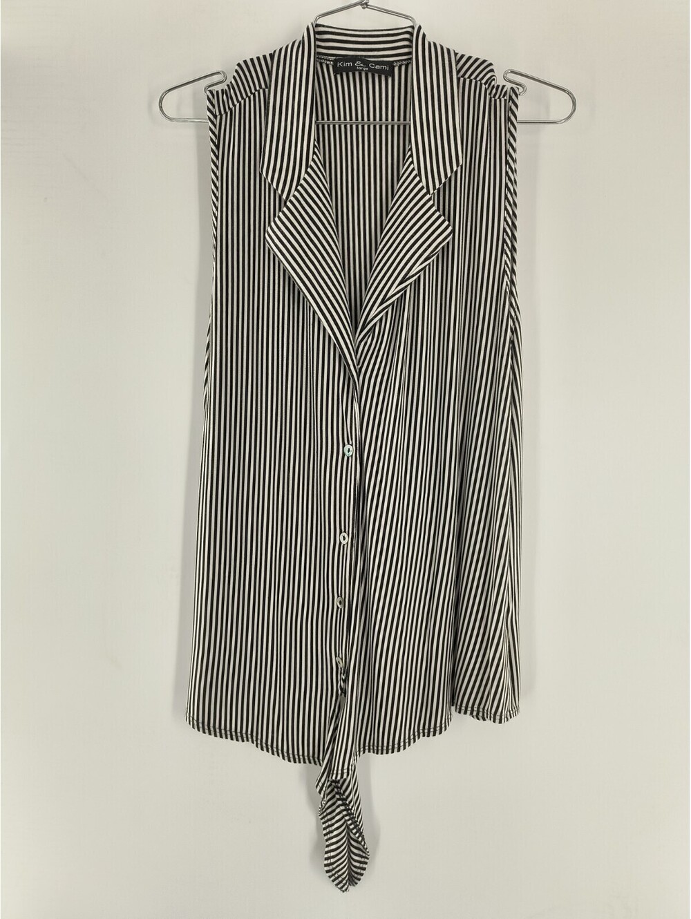 Kim & Cami Sleeveless Striped Blouse L 040